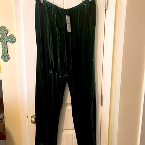 ZARA PLUSH VELVET GREEN TROUSERS